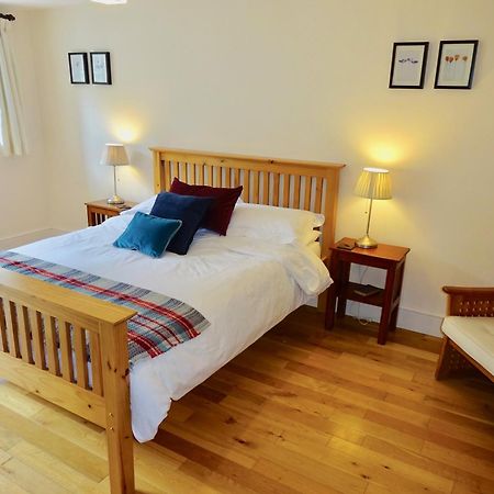 Glanhenwye Courtyard Cottages Glasbury Экстерьер фото