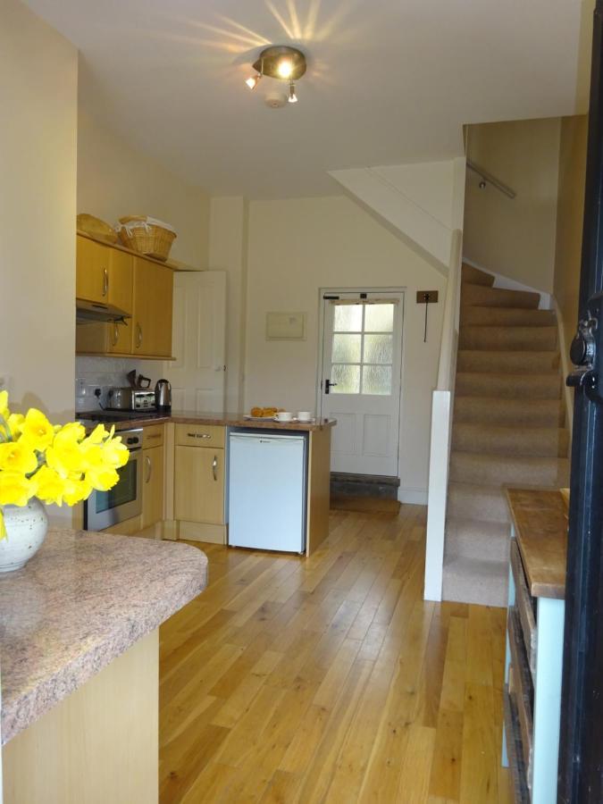 Glanhenwye Courtyard Cottages Glasbury Экстерьер фото