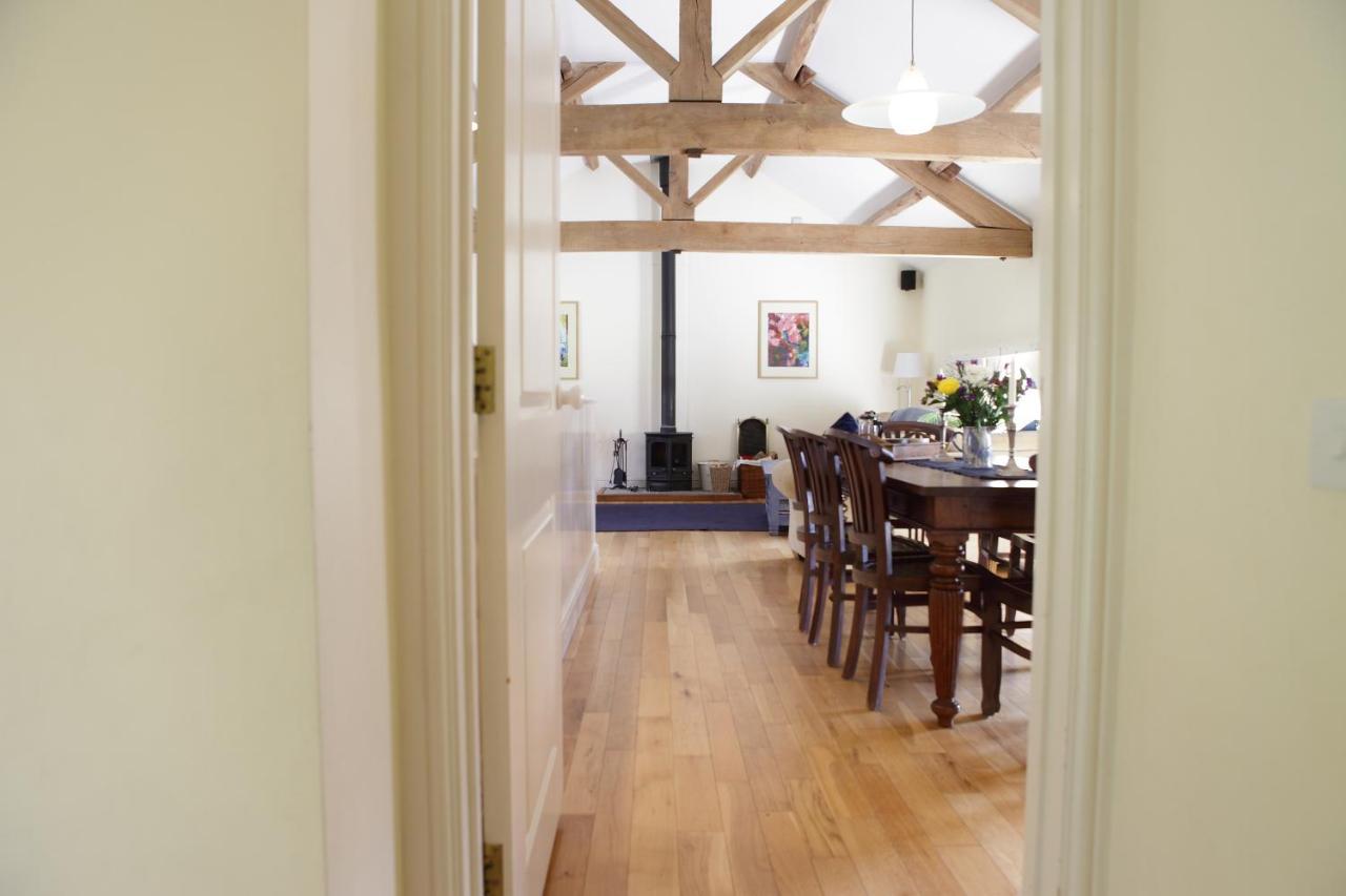 Glanhenwye Courtyard Cottages Glasbury Экстерьер фото