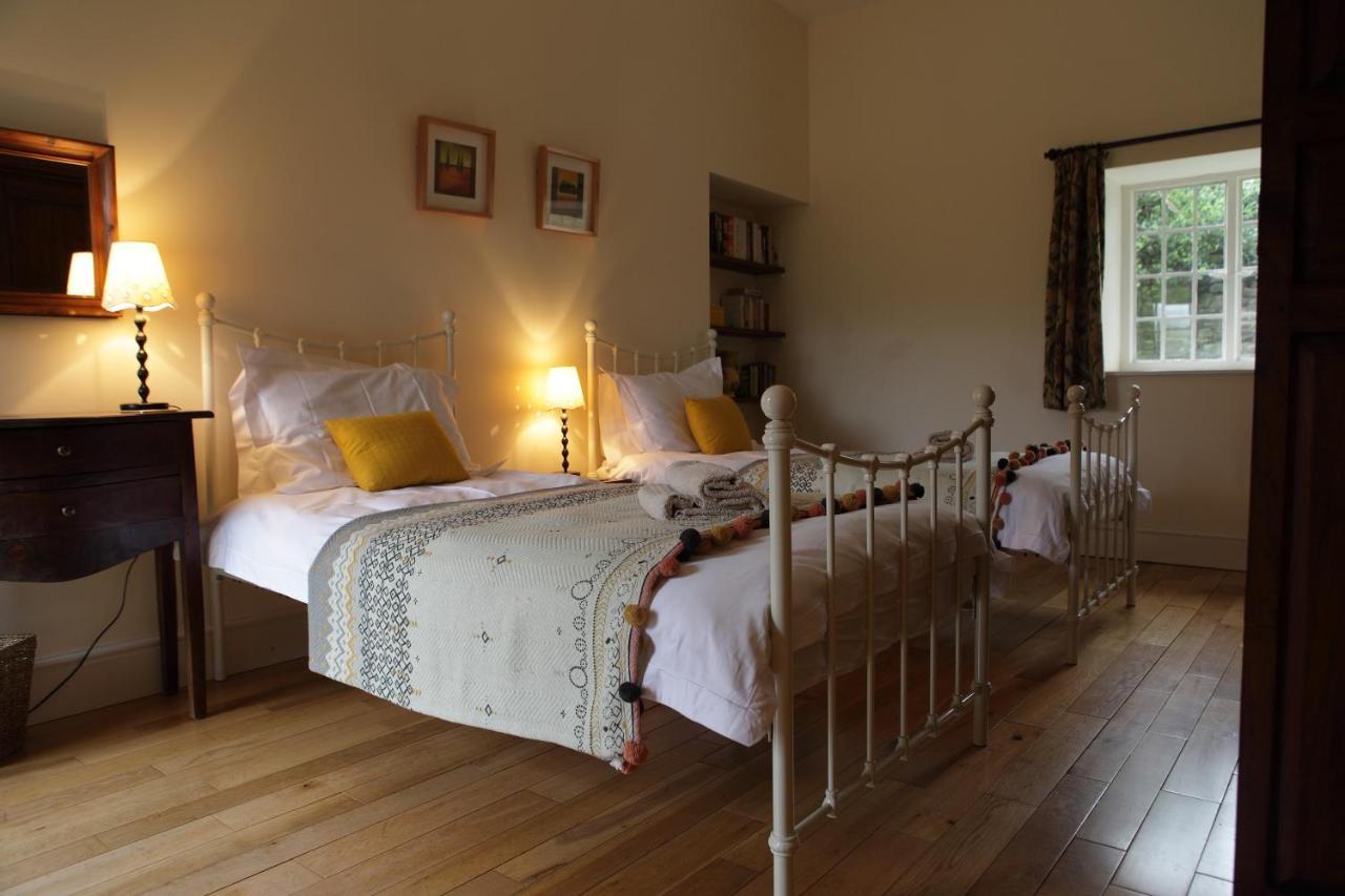 Glanhenwye Courtyard Cottages Glasbury Экстерьер фото