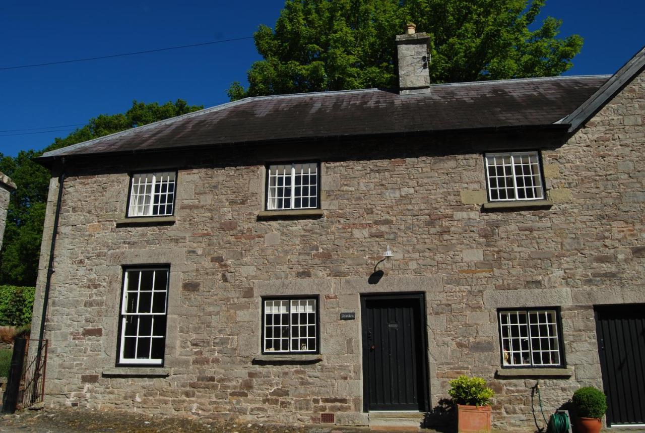 Glanhenwye Courtyard Cottages Glasbury Экстерьер фото