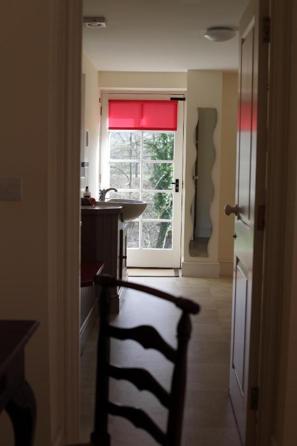 Glanhenwye Courtyard Cottages Glasbury Экстерьер фото
