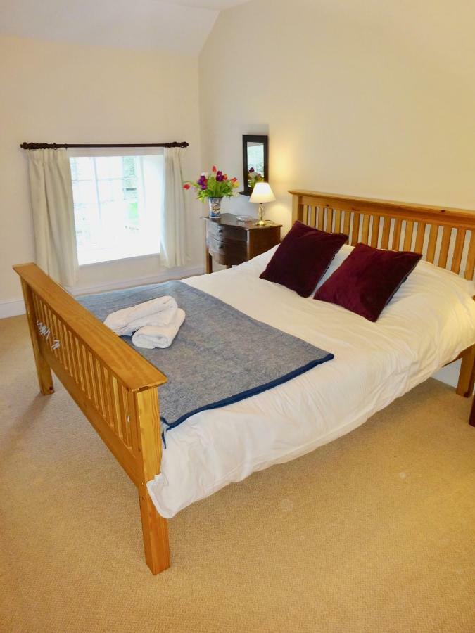 Glanhenwye Courtyard Cottages Glasbury Экстерьер фото